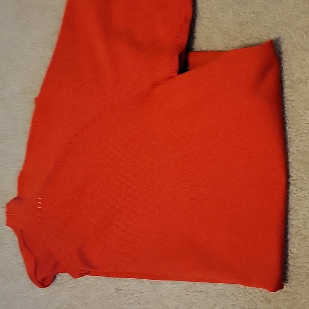 Lululemon short sleeved shirt